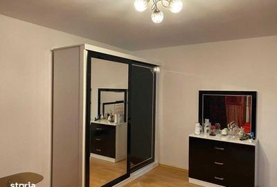 Apartament cu 3 camere semidecomandat în Central - 3