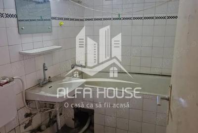 Apartament cu 3 camere semidecomandat în Central - 2