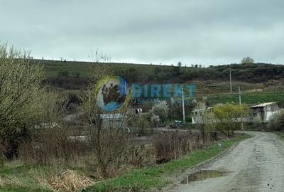 Teren de 1328 mp, în Central - 1