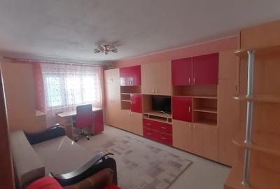 Proprietar - Ap 2 camere, decomandat, etj intermediar, centrala proprie Crângași - 1