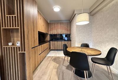 Apartament ultrafinisat, Central, 3 camere,74mp, 2 bai, garaj subteran - 3