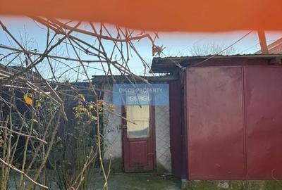 De Vânzare - Casă, Strada Griviței - 21