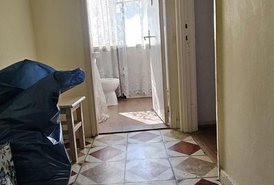 Apartament cu 3 camere decomandat în Valea Moșneagului - 2