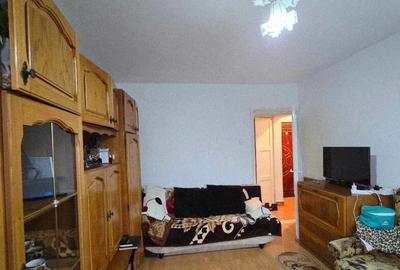 Ap 1 cam de vanzare str Cazaban, cart. Iosia - 12