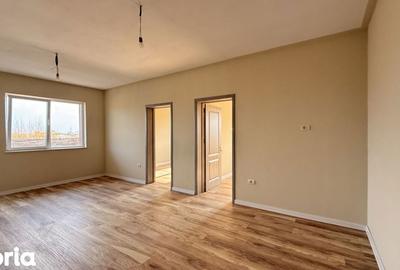 Casă cu 4 camere cu Teren 290 Mp în Central