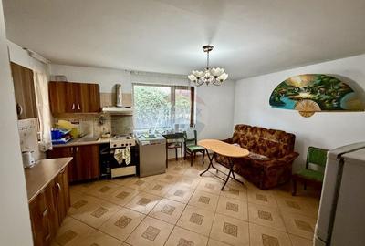 Casa / Vila cu 4 camere Vanatori - 11