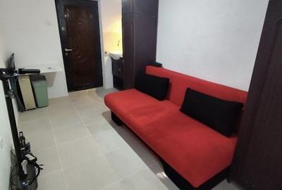 Garsonieră decomandată în Lazaret