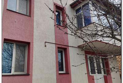 Vilă pe malul lacului Siutghiol, lângă parc - 9