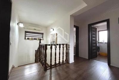 Casă cu 5 camere cu Teren 500 Mp în Central - 5