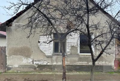 Casă cu 2 camere cu Teren 1756 Mp în Sânpaul - 1