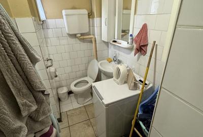 Casă cu 4 camere decomandat cu Teren 100 Mp în 14 Mai - 13