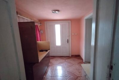 Casă cu 3 camere cu Teren 700 Mp în Central - 7