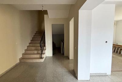 Casă individuală cu 8 camere cu Canalizare în Ion Creangă - 6