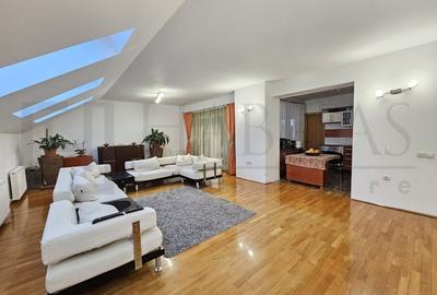 Casa cu 8 camere, dispusa pe doua nivele, Parcul Central - 2