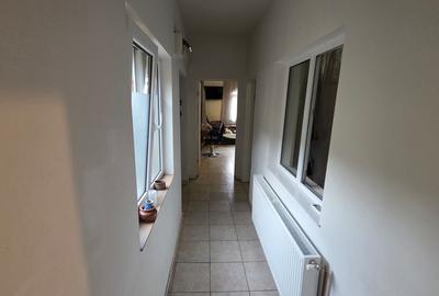 Închiriere Casă 2 camere la curte, central - 4