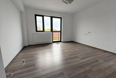 Duplex partial mobilat  -  3 camere  -  200 mp teren - 12