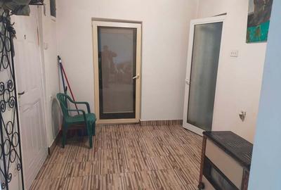 Casă cu 3 camere cu Teren 264 Mp în Hunedoara - 1