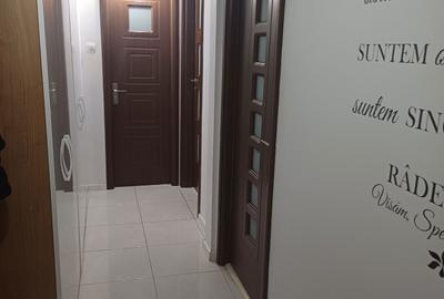 Apartament cu 3 camere decomandat în Central - 8