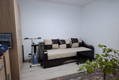 Garsoniera noua, moderna, gaz, intrare separata, curata, la curte, 300 euro - 7