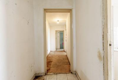 VANDUT ! Apartament accesibil cu 2 camere, în zona 500 Micalaca - 5