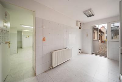 Casă individuală cu 10 camere cu Canalizare în Eroii Revoluției - 5