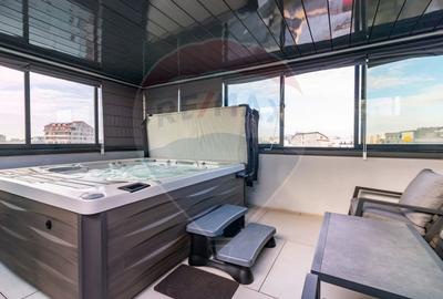 Apartament cu 4 camere semidecomandat, mobilat în Eminescu