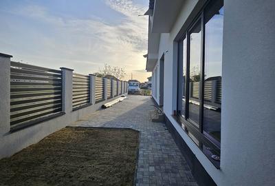 Casă cu 4 camere cu Teren 750 Mp în Central - 2
