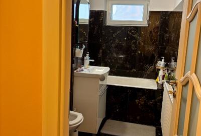 Apartament cu 3 camere decomandat în Dâmbovița - 3