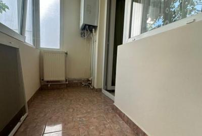 Spatios! Ap. 3 camere decomandat, zona Garii, etaj 2. - 8