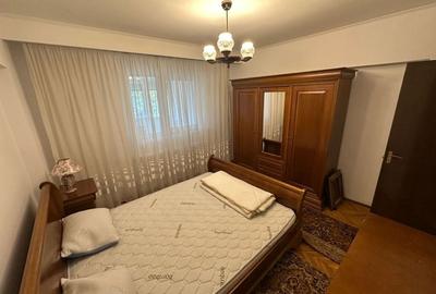 Apartament incapator cu trei camere, zona Vatra Luminoasa - 7