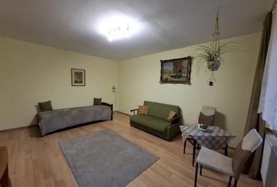 Apartament 2 camere 55mp, balcon 8mp, etaj intermediar, strada Nasaud - 7