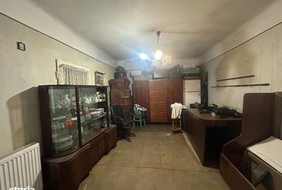 Casă cu 4 camere în Bănești - 2