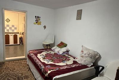 Casă cu 3 camere cu Teren 220 Mp în Central - 1