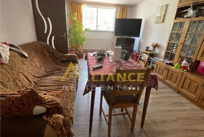 Casă cu 6 camere cu Teren 200 Mp în Sălăjan - 14