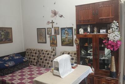 Casă cu 2 camere cu Canalizare în P-ța Victoriei - 5