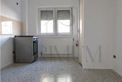 Apartament cu 2 camere decomandat în Aradului