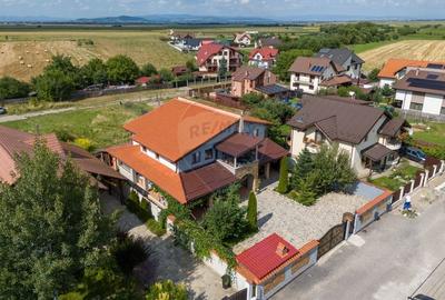 Conac, proprietate unica, in mijlocul naturii, Sacele! - 52