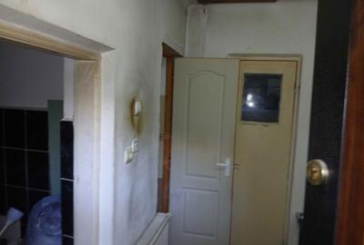 Casă cu 4 camere semidecomandat în Rahova - 1