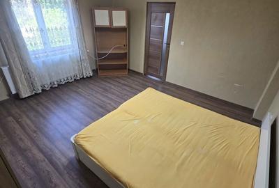 Apartament cu 3 camere în Burdea