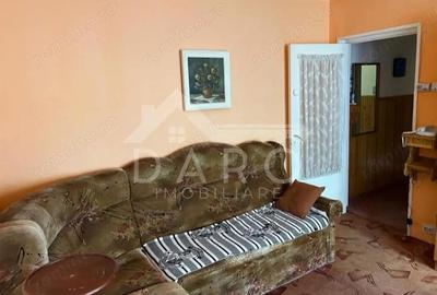 Apartament cu 2 camere semidecomandat, mobilat în 7 Noiembrie - 2