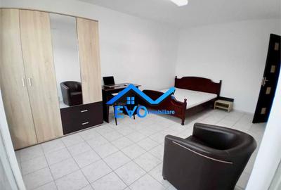 Apartament 2 camere, decomandat, aer conditionat, zona Podul - 2