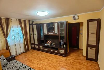 Apartament cu 2 camere semidecomandat în Narcisa
