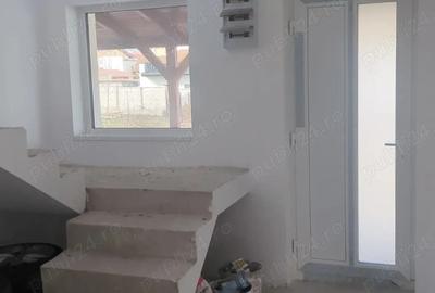 Casă cu 6 camere în Central - 1