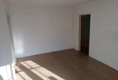 Vand Apartament 4 camere Sos Pantelimon, 90 mp, 1982 constructie - 3