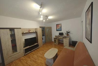 Inchiriere apartament 2 camere zona Strand - 1