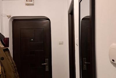 Garsonieră decomandată în Iancului