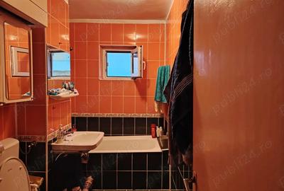 Apartament cu 3 camere decomandat în Girocului - 2