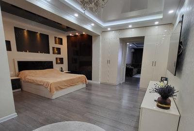 Apartament cu 2 camere decomandat în Eroii Revoluției