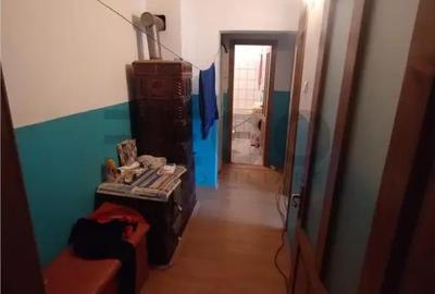 Apartament cu 3 camere decomandat în Central - 2