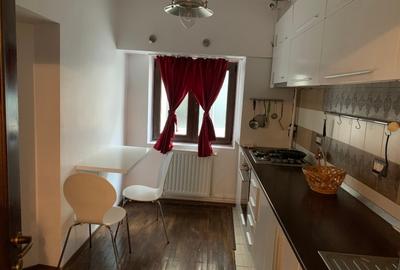 Apartament cu 2 camere decomandat în Central - 1